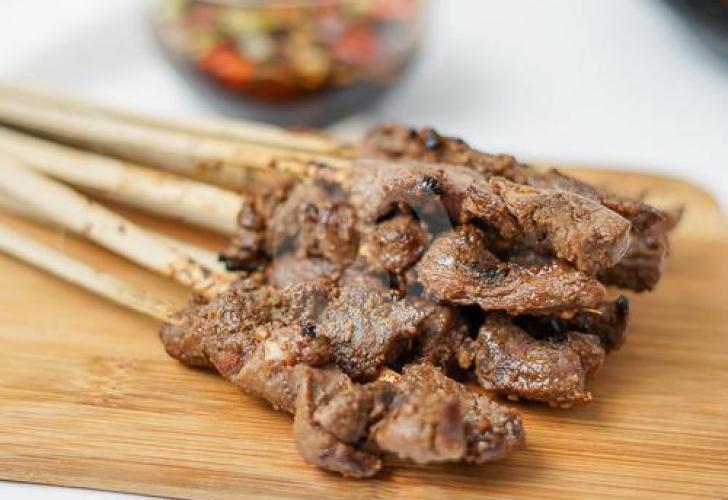 Legendary Goat Satay in Cilacap's Heart: RM Sidoroso Never Gets Crowded
