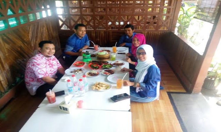 Sidoroso's Goat Satay: A Legendary Taste in Cilacap's Heart